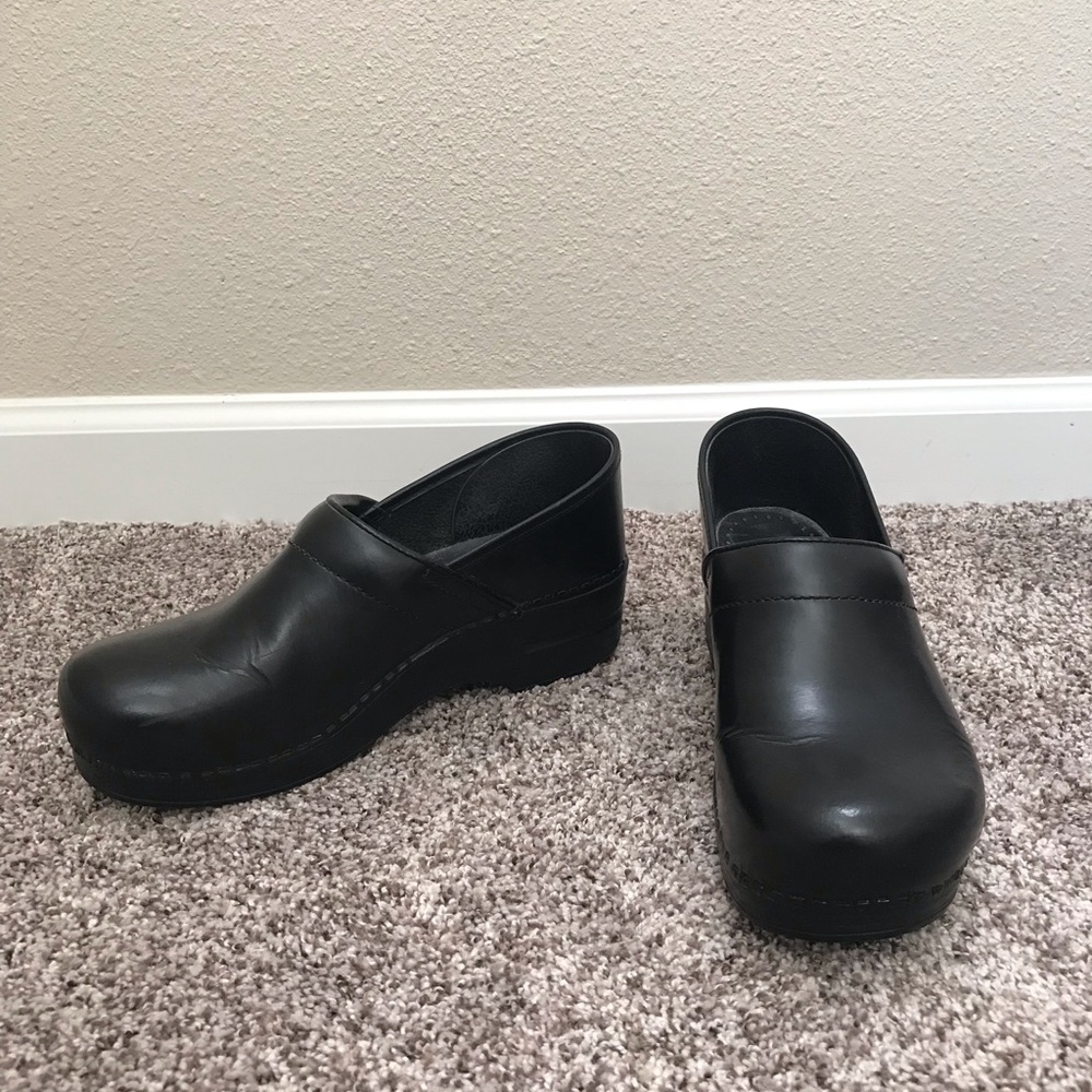 Women’s Black Leather Dansko - Brand New Size 40